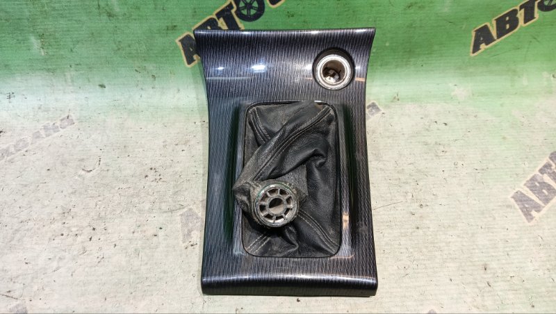 Консоль кпп TOYOTA COROLLA RUNX ZZE123 2ZZ-GE 2006 (б/у)