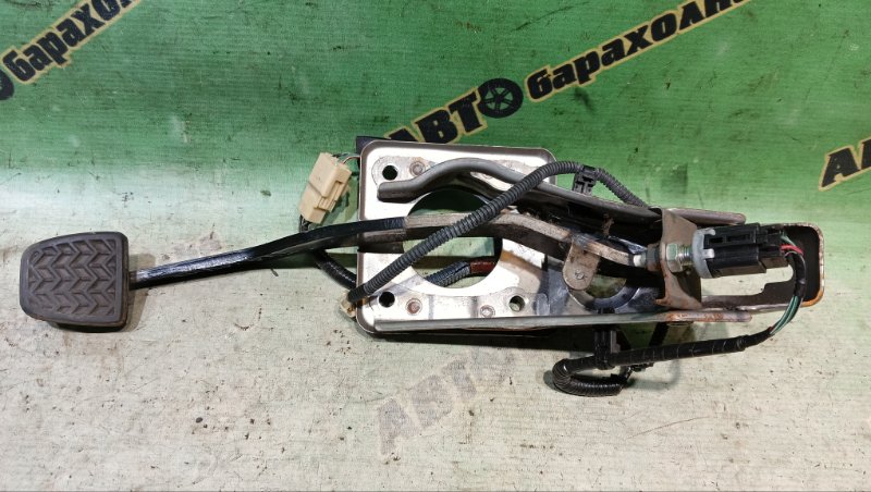 ПЕДАЛЬ ТОРМОЗА TOYOTA COROLLA RUNX ZZE123 2ZZ-GE 2006 (б/у)