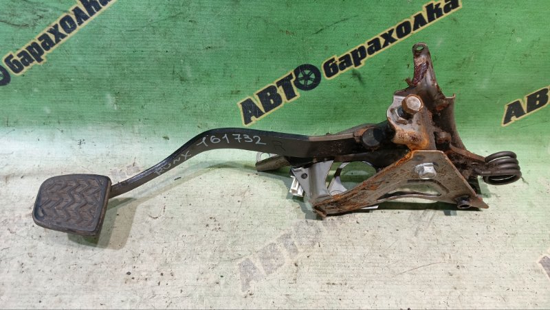 ПЕДАЛЬ СЦЕПЛЕНИЯ TOYOTA COROLLA RUNX ZZE123 2ZZ-GE 2006 (б/у)