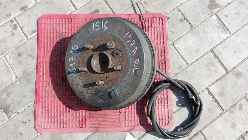 Ступица TOYOTA ISIS ZNM10 1ZZ-FE 2006 задняя левая (б/у)