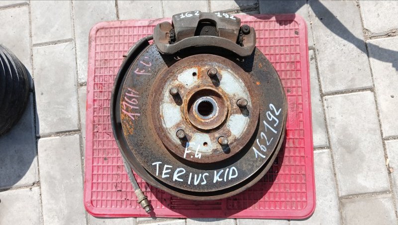 Ступица DAIHATSU TERIOS KID J111G EF-DEM 2001 передняя левая (б/у)