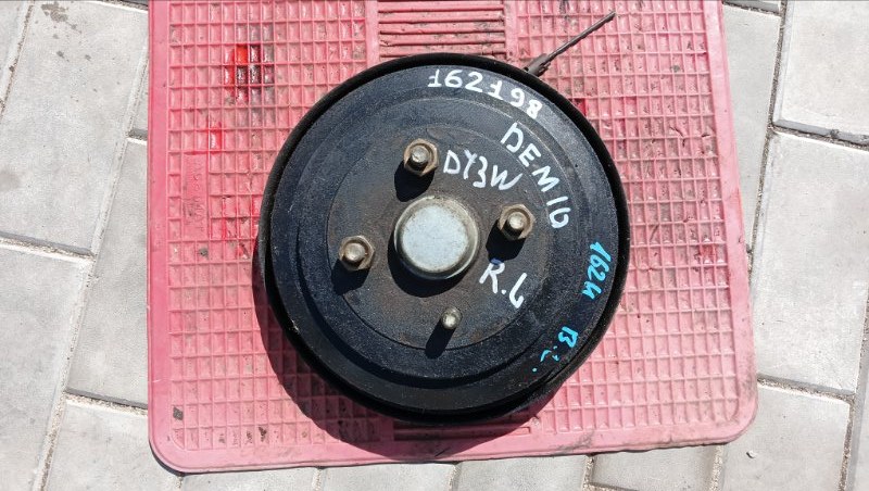 Ступица MAZDA DEMIO DY3W ZJ 2004 задняя левая (б/у)