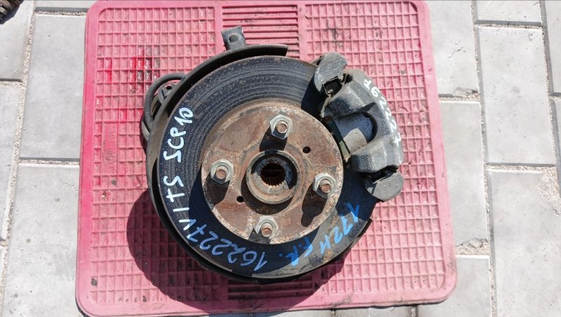 Ступица TOYOTA VITZ SCP10 1SZ-FE 1999 передняя правая (б/у)