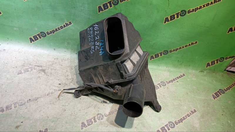 Корпус воздушного фильтра TOYOTA PROGRES JCG10 1JZ-GE 1998 (б/у)