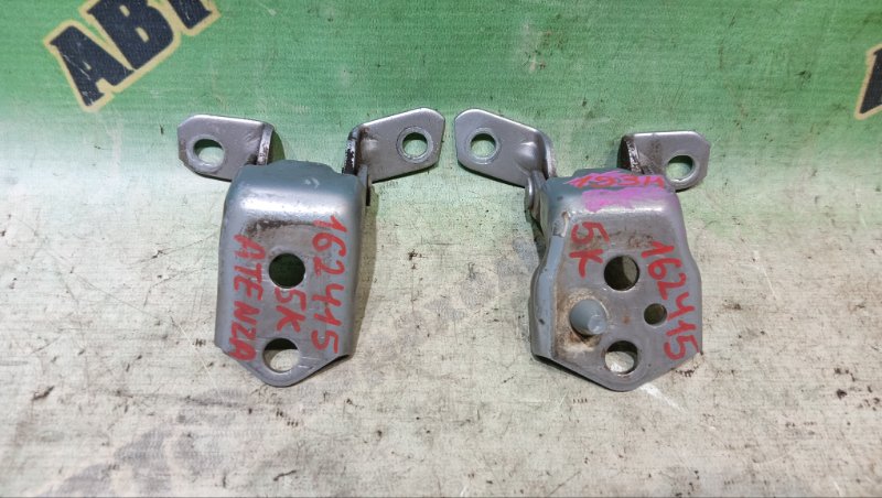 Петля дверная MAZDA ATENZA GH5FP L5 2008 передняя правая (б/у)