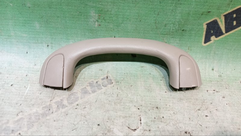 Ручка в салоне TOYOTA NOAH AZR60 (б/у)