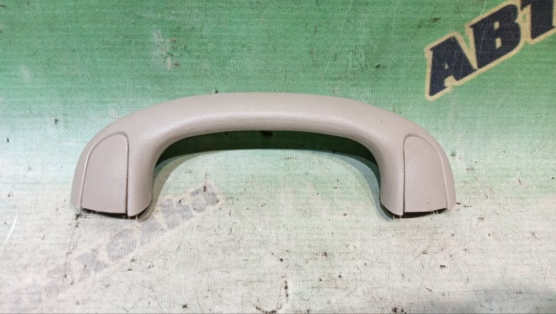 Ручка в салоне TOYOTA NOAH AZR60 (б/у)