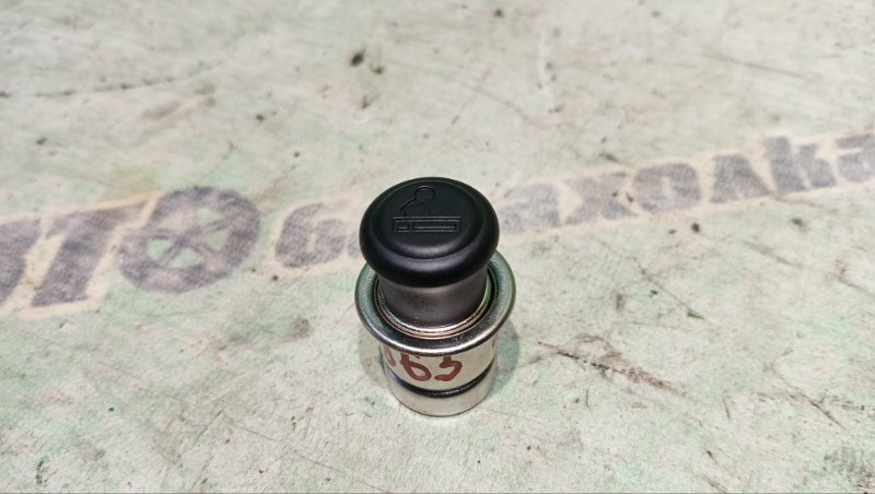 ПРИКУРИВАТЕЛЬ TOYOTA COROLLA RUNX ZZE123 2ZZ-GE 2006 (б/у)