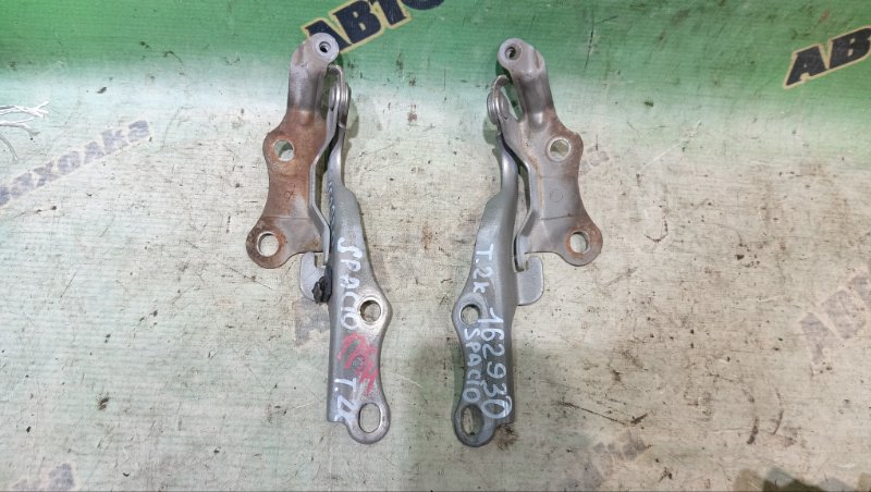 Петля капота TOYOTA COROLLA SPACIO NZE121 1NZ-FE 2002 (б/у)