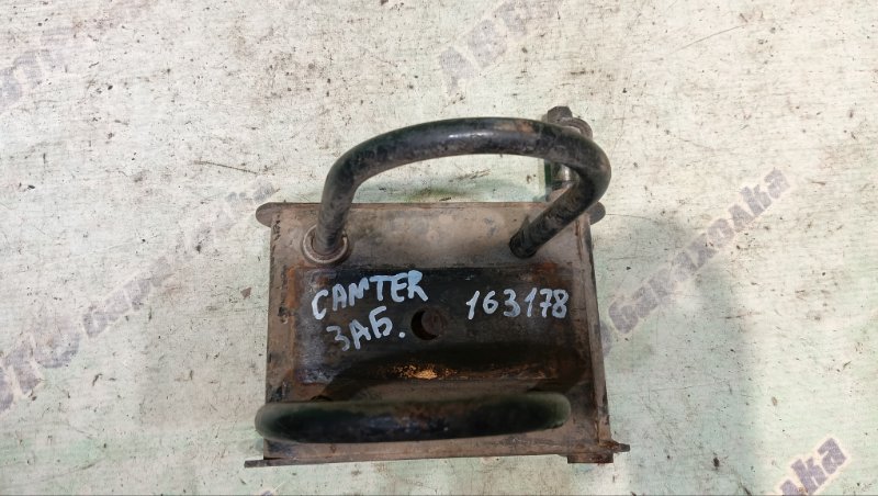 Стремянка рессоры MITSUBISHI CANTER FB501B 4M40 (б/у)