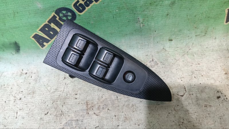 Пульт стеклоподъемника HONDA STREAM RN1 D17A 2001 передний правый (б/у)