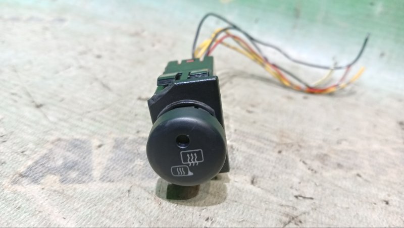 КНОПКА ОБОГРЕВА ЗАДНЕГО СТЕКЛА SUZUKI JIMNY JB23W K6A 2013 (б/у)