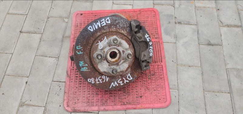 Ступица MAZDA DEMIO DY3W ZJ 2004 передняя правая (б/у)