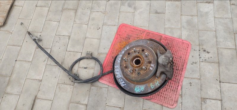 Ступица TOYOTA PROGRES JCG11 2JZ-FSE 2005 задняя правая (б/у)