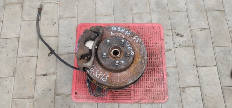 Ступица TOYOTA WISH ZNE10 1ZZ-FE 2005 передняя правая (б/у)