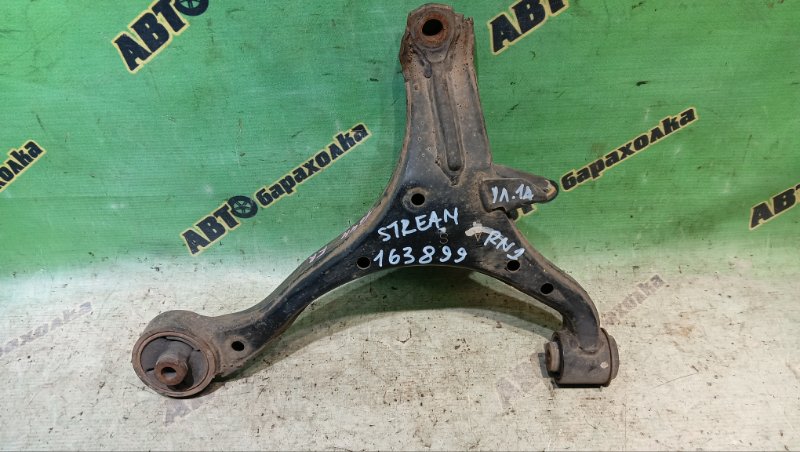 Рычаг HONDA STREAM RN1 D17A 2001 передний правый (б/у)