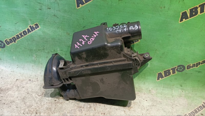 Корпус воздушного фильтра TOYOTA AQUA NHP10 1NZ-FXE 2012 (б/у)