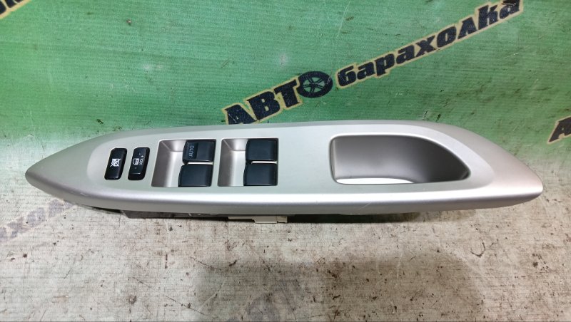 Пульт стеклоподъемника TOYOTA BELTA KSP92 1KR -FE 2006 передний правый (б/у)