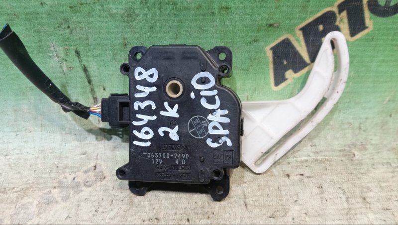 Сервопривод заслонок печки TOYOTA COROLLA SPACIO NZE121 1NZ-FE 2002 (б/у)