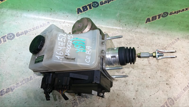 Главный тормозной цилиндр TOYOTA PROGRES JCG11 2JZ-FSE 2005 (б/у)