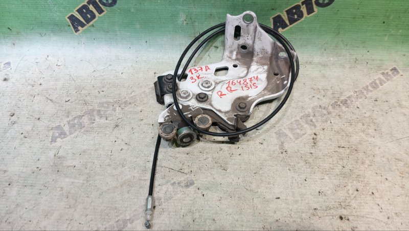 Ролик раздвижной двери TOYOTA ISIS ZNM10 1ZZ-FE 2006 (б/у)