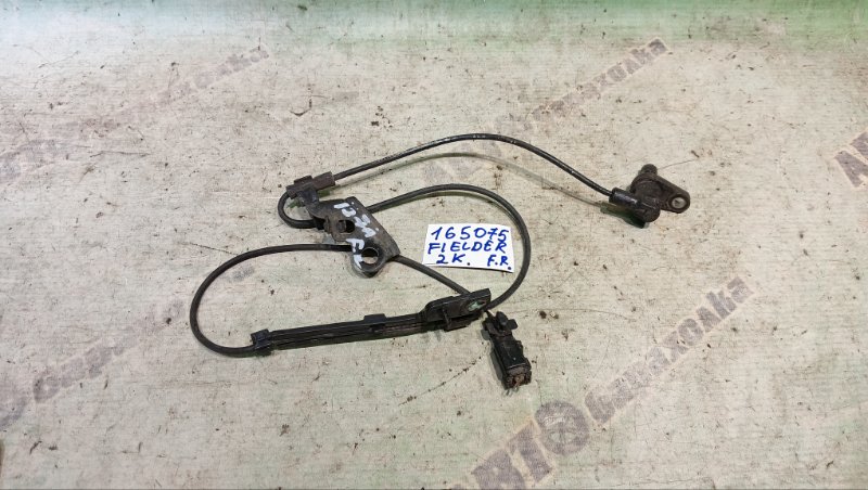 Датчик abs TOYOTA COROLLA FIELDER NZE144 1NZ-FE 2010 передний правый (б/у)