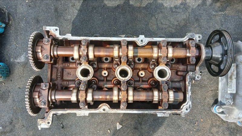 Головка блока цилиндров MAZDA MPV LW5W GY левая (б/у)
