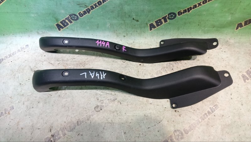 НАКЛАДКА ПЕТЛИ БАГАЖНИКА TOYOTA CROWN JZS171 1JZ-GE 2000 (б/у)