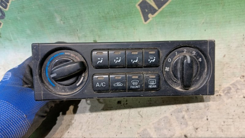 Климат-контроль NISSAN VANETTE SK82MN F8 2002 (б/у)