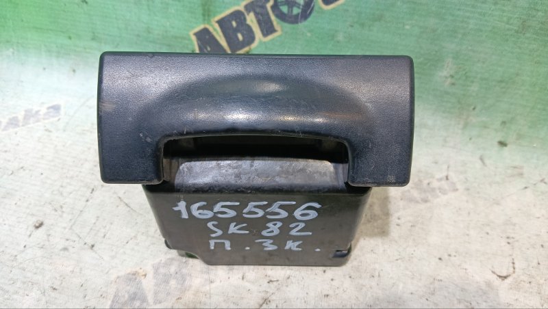 Пепельница NISSAN VANETTE SK82MN F8 2002 (б/у)