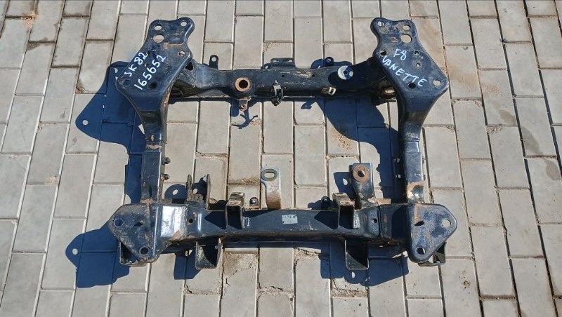 Балка под двс NISSAN VANETTE SK82MN F8 2002 (б/у)