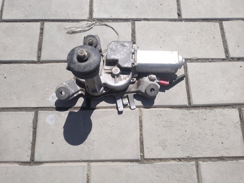 Моторчик заднего дворника TOYOTA ALLION ZZT240 задний (б/у)