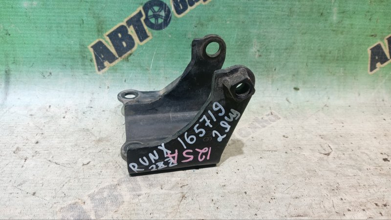 Крепление подушки двс TOYOTA COROLLA RUNX ZZE123 2ZZ-GE 2006 (б/у)