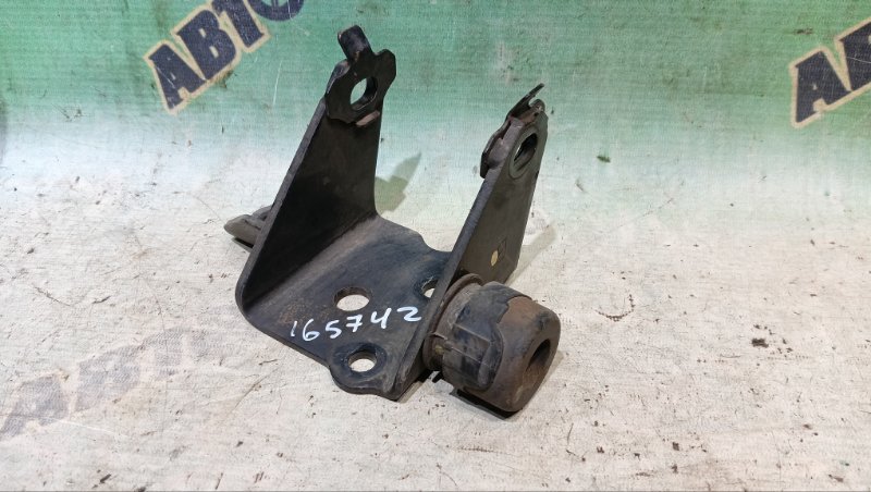 Крепление подушки двс TOYOTA OPA ZCT10 1ZZ-FE 2001 (б/у)