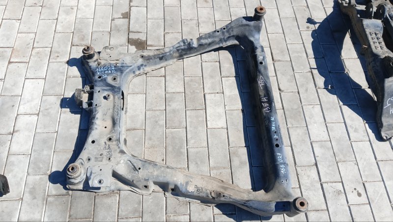 Балка под двс NISSAN X-TRAIL HNT32 MR20(DD) 2015 (б/у)