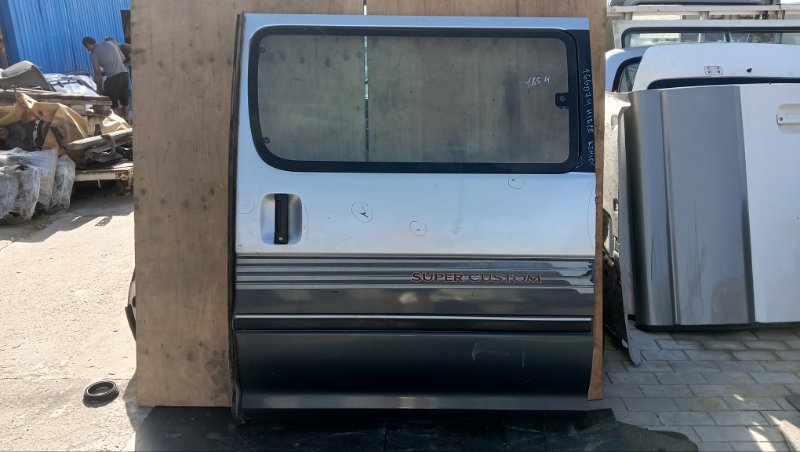 Дверь боковая (раздвижная) TOYOTA HIACE KZH100 1KZ-TE 1995 задняя левая (б/у)