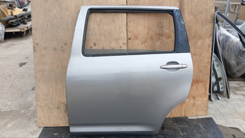 Дверь TOYOTA WISH ZNE10 1ZZ-FE 2005 задняя левая (б/у)