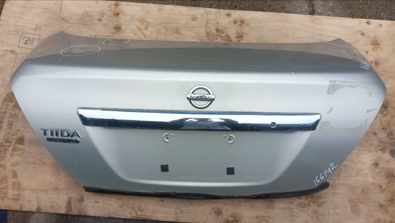 Крышка багажника NISSAN TIIDA LATIO SC11 HR15 2007 (б/у)