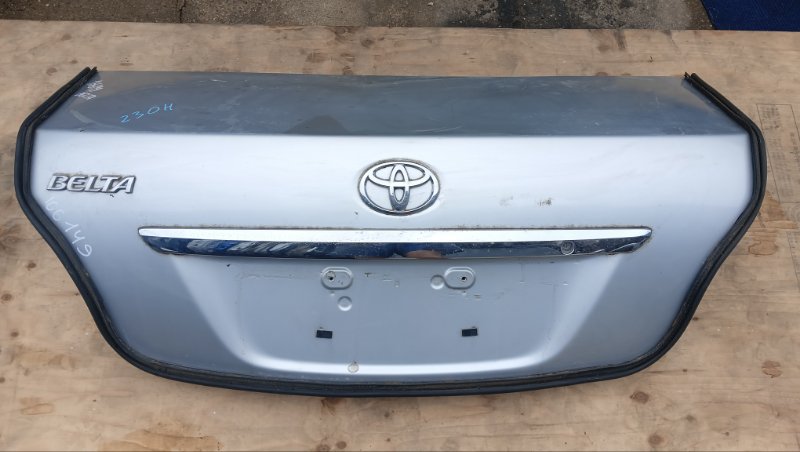 Крышка багажника TOYOTA BELTA SCP92 2SZ-FE 2006 (б/у)