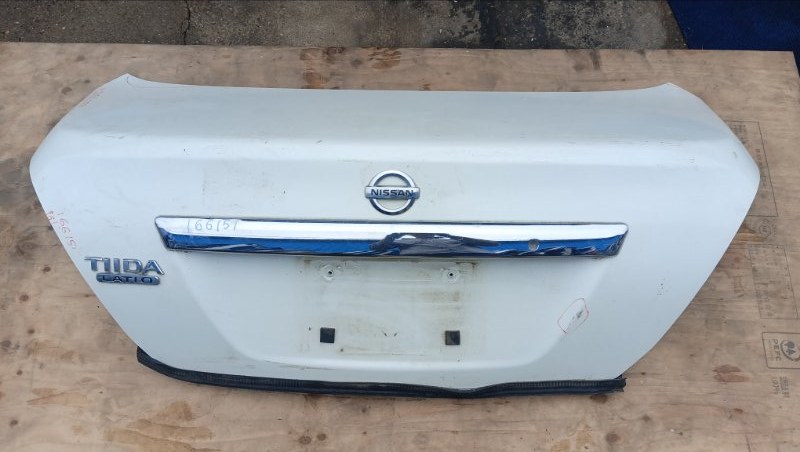 Крышка багажника NISSAN TIIDA LATIO SC11 HR15 2004 (б/у)