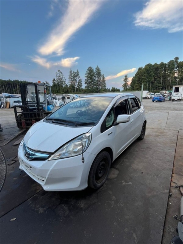 Дверь HONDA FIT GP1 LDA 2013 передняя левая (б/у)