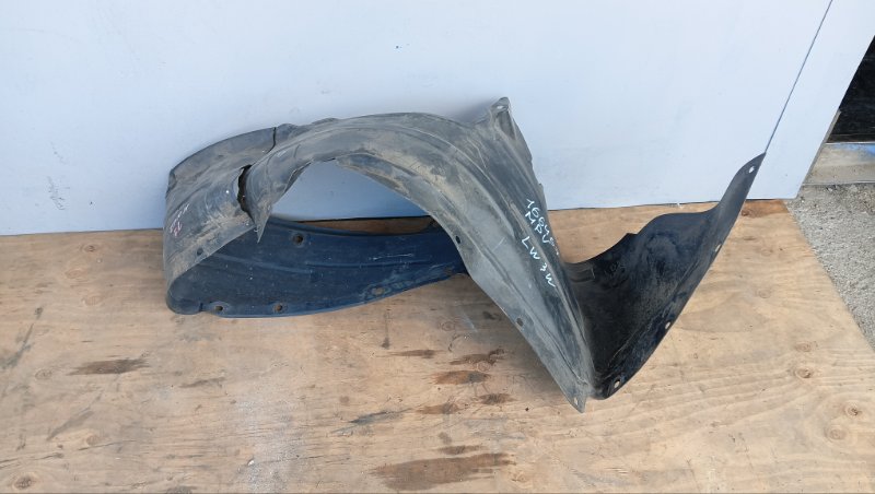 Подкрылок MAZDA MPV LW3W L3 2003 передний правый (б/у)