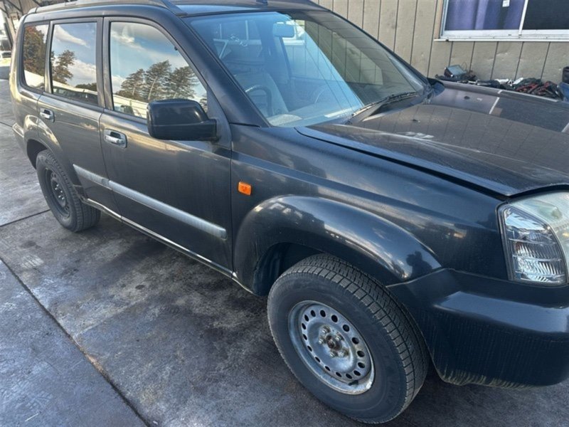 Крыло NISSAN X-TRAIL T30 QR20(DE) 2001 переднее (б/у)