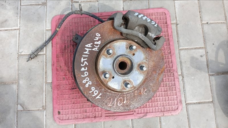 Ступица TOYOTA ESTIMA ACR40 2AZ-FE 2000 передняя правая (б/у)