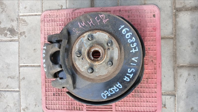 Ступица TOYOTA VISTA ARDEO SV50 3S-FSE 1998 передняя правая (б/у)