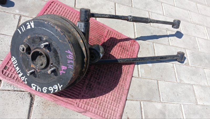 Ступица TOYOTA SPRINTER CARIB AE111G 4A-FE 1997 задняя левая (б/у)