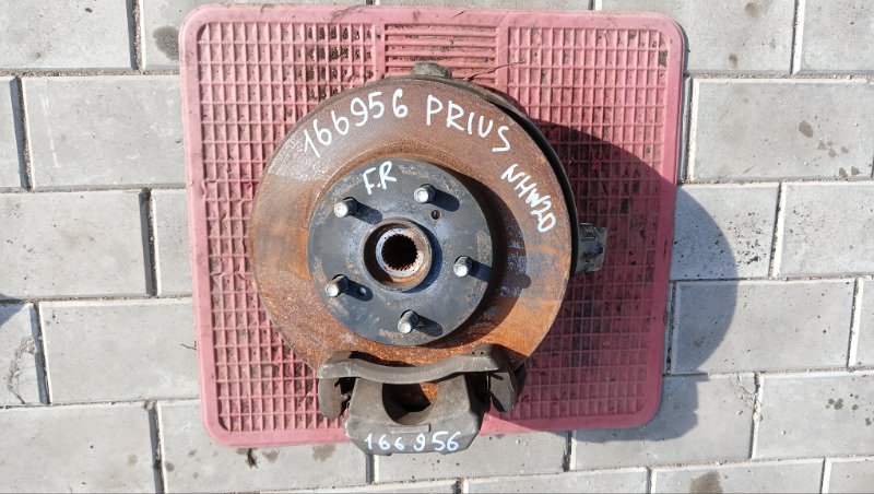 Ступица TOYOTA PRIUS NHW20 1NZ-FXE 2006 передняя правая (б/у)