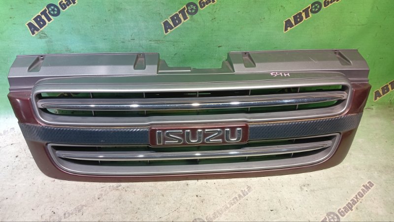 Решетка радиатора ISUZU BIGHORN UBS26DW 6VE1 2000 (б/у)