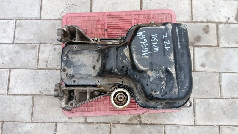 Поддон TOYOTA WISH ZNE10 1ZZ (б/у)