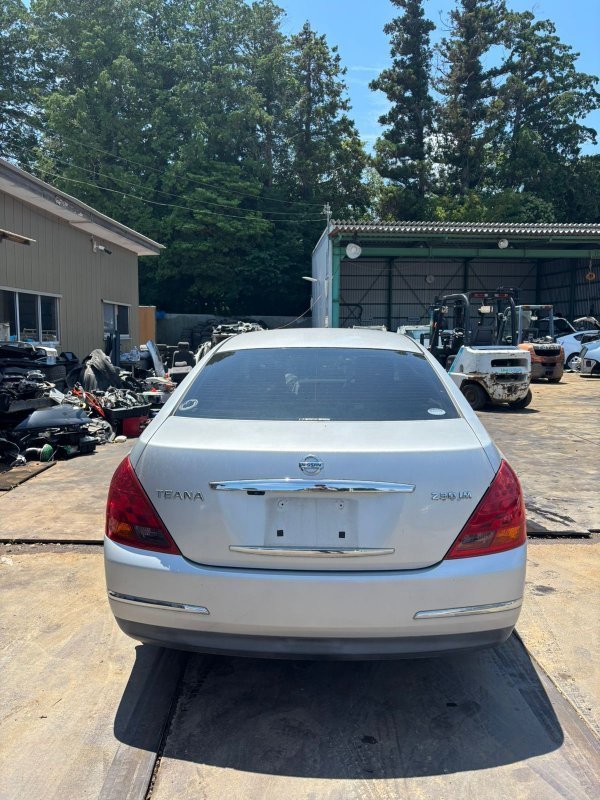 Крышка багажника NISSAN TEANA J31 VQ23(DE) 2005 (б/у)
